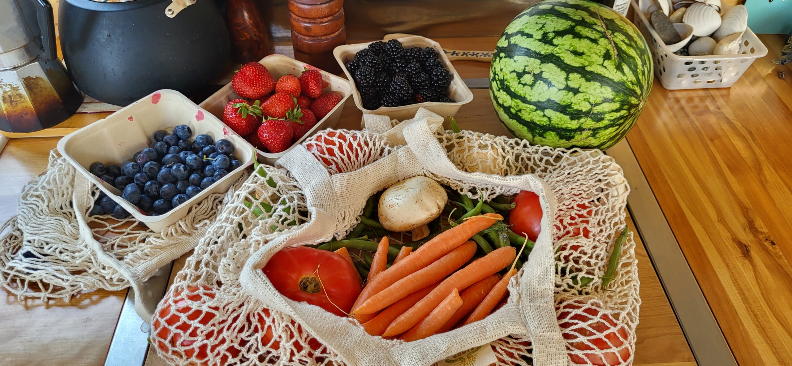 photo of watermelon, tomatoes and carrots